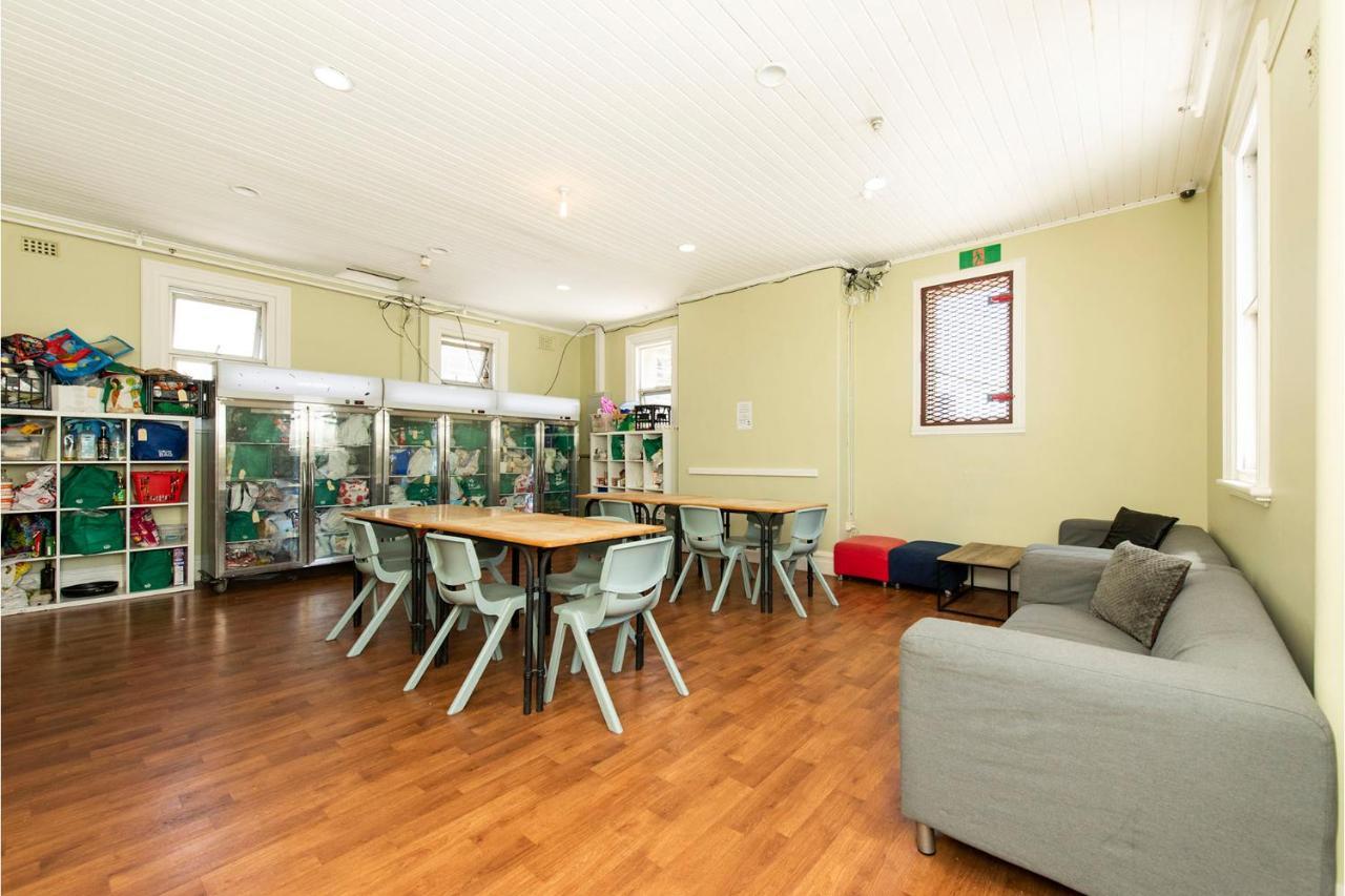 The Old Swan Barracks Hostel Perth Exterior photo